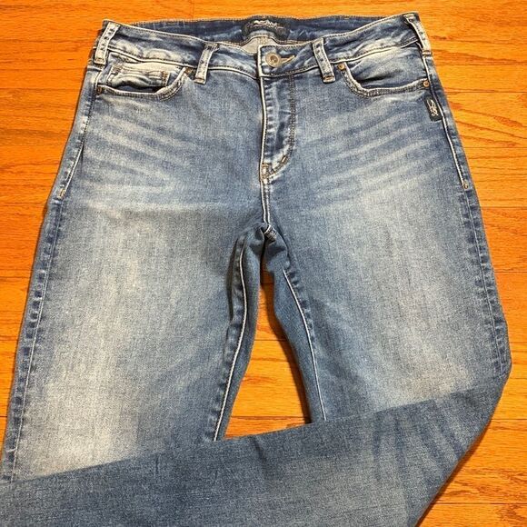 Silver Jean's Co Size 32/29 Mazy super skinny jeans. - Picture 1 of 10